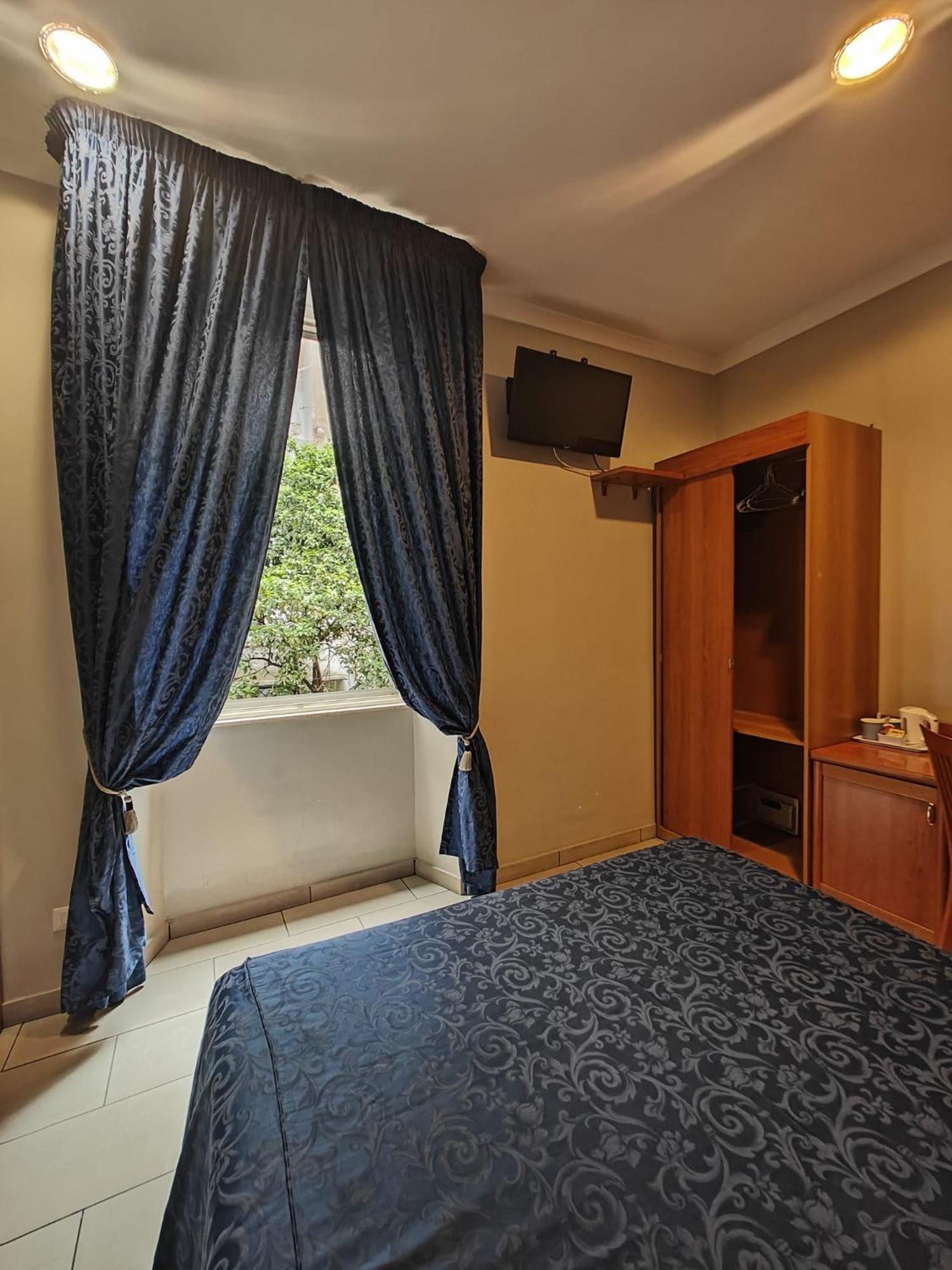 Domus Roxy Otel Roma Dış mekan fotoğraf
