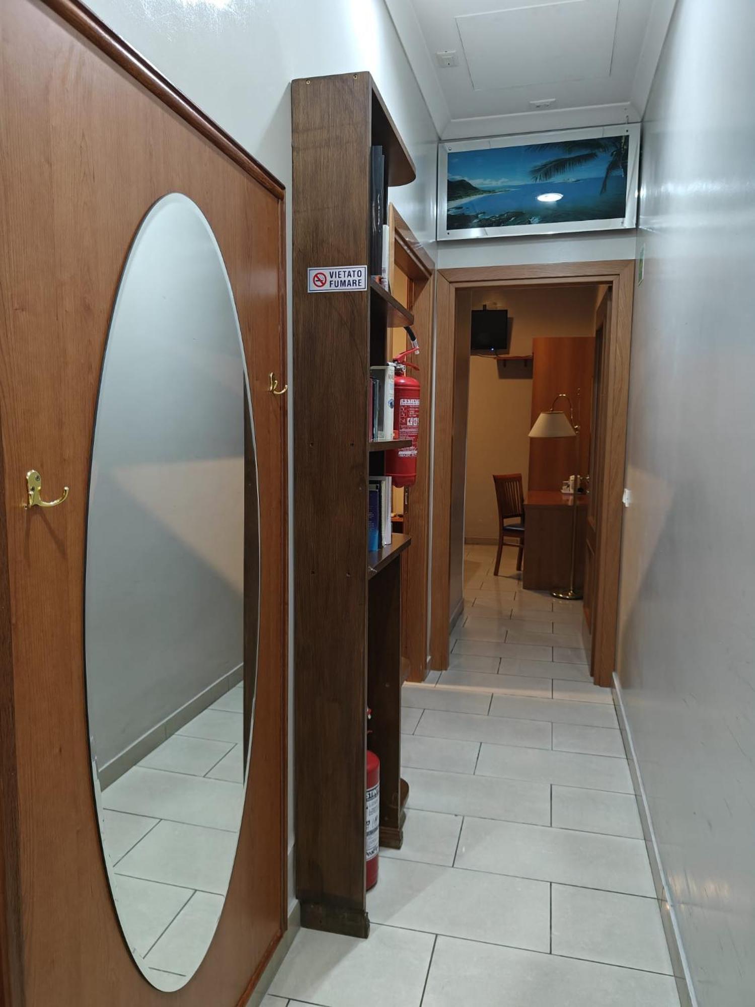 Domus Roxy Otel Roma Dış mekan fotoğraf