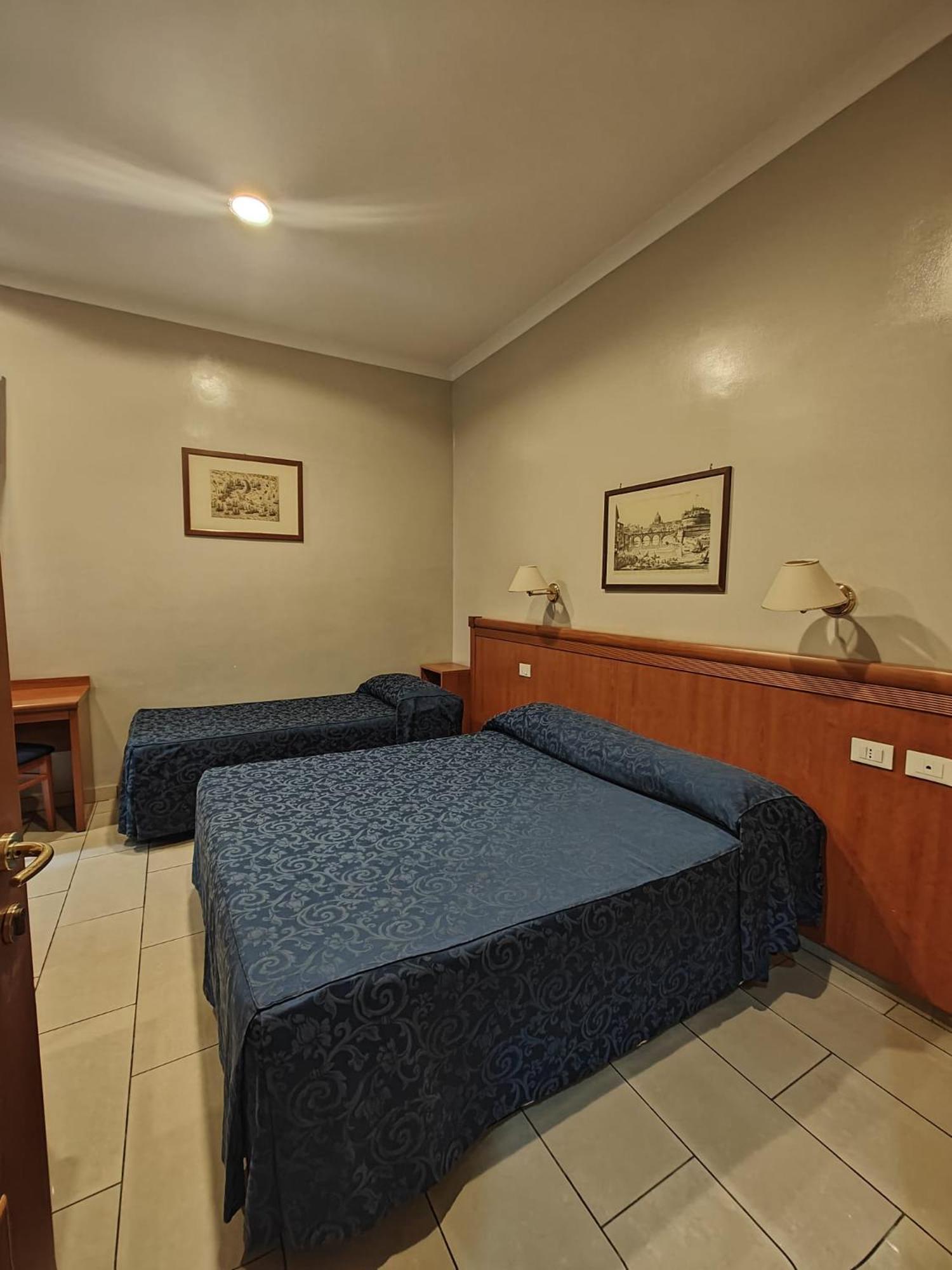Domus Roxy Otel Roma Dış mekan fotoğraf